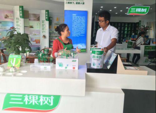 三棵樹(shù)“健康+首席呼吸官”走訪廣西欽州專賣店