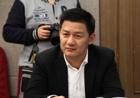 今頂吊頂周建成:把握市場動態(tài) 科技創(chuàng)造未來 今頂吊頂周建成:把握市場動態(tài) 科技創(chuàng)造未來