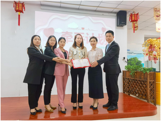 心系公益事業(yè)發(fā)展，眾企業(yè)愛心牽手公益行