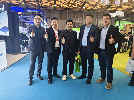 2025中國門窗幕墻大會：LBK利佰五金“超安全系統(tǒng)”成焦點